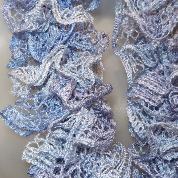 3/$20 Set of 2 Handmade Infinity Scarves Metallic Knit Ruffled Fall Winter - Picture 5 of 10